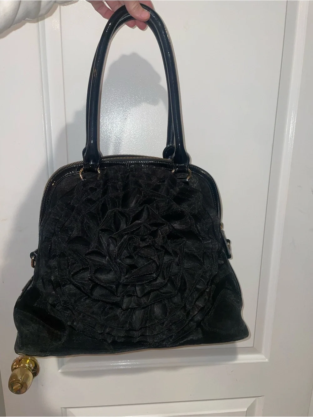 Valentino Garavani sophisticated features
